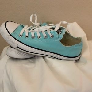 Teal converse